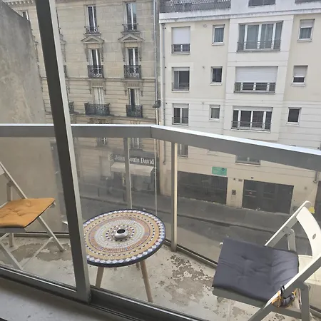 Cosy Close Eiffel Tower Apartment *